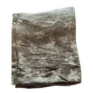 Chenille 45x67 ‎ Flower Pattern  Throw Blanket